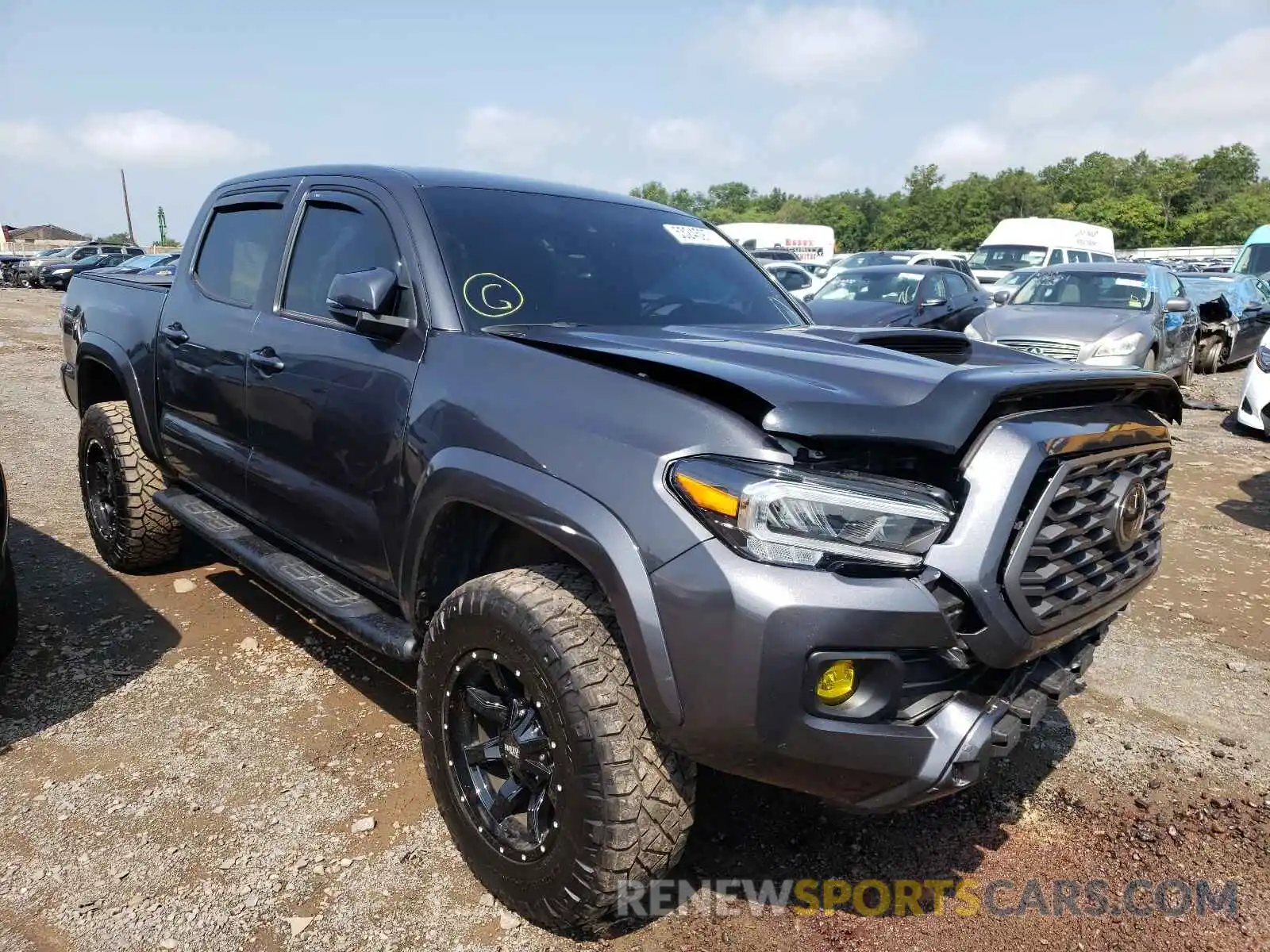 1 Photograph of a damaged car 3TMCZ5AN6LM313629 TOYOTA TACOMA 2020