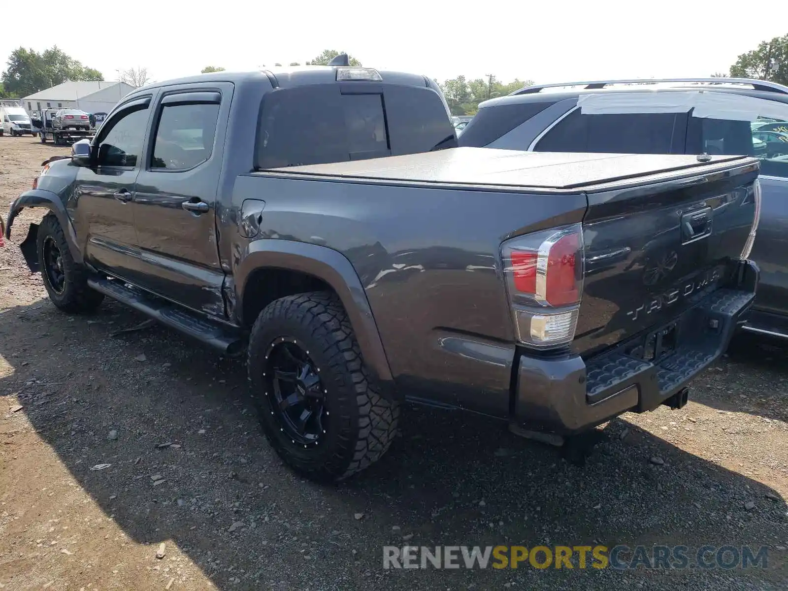 3 Photograph of a damaged car 3TMCZ5AN6LM313629 TOYOTA TACOMA 2020