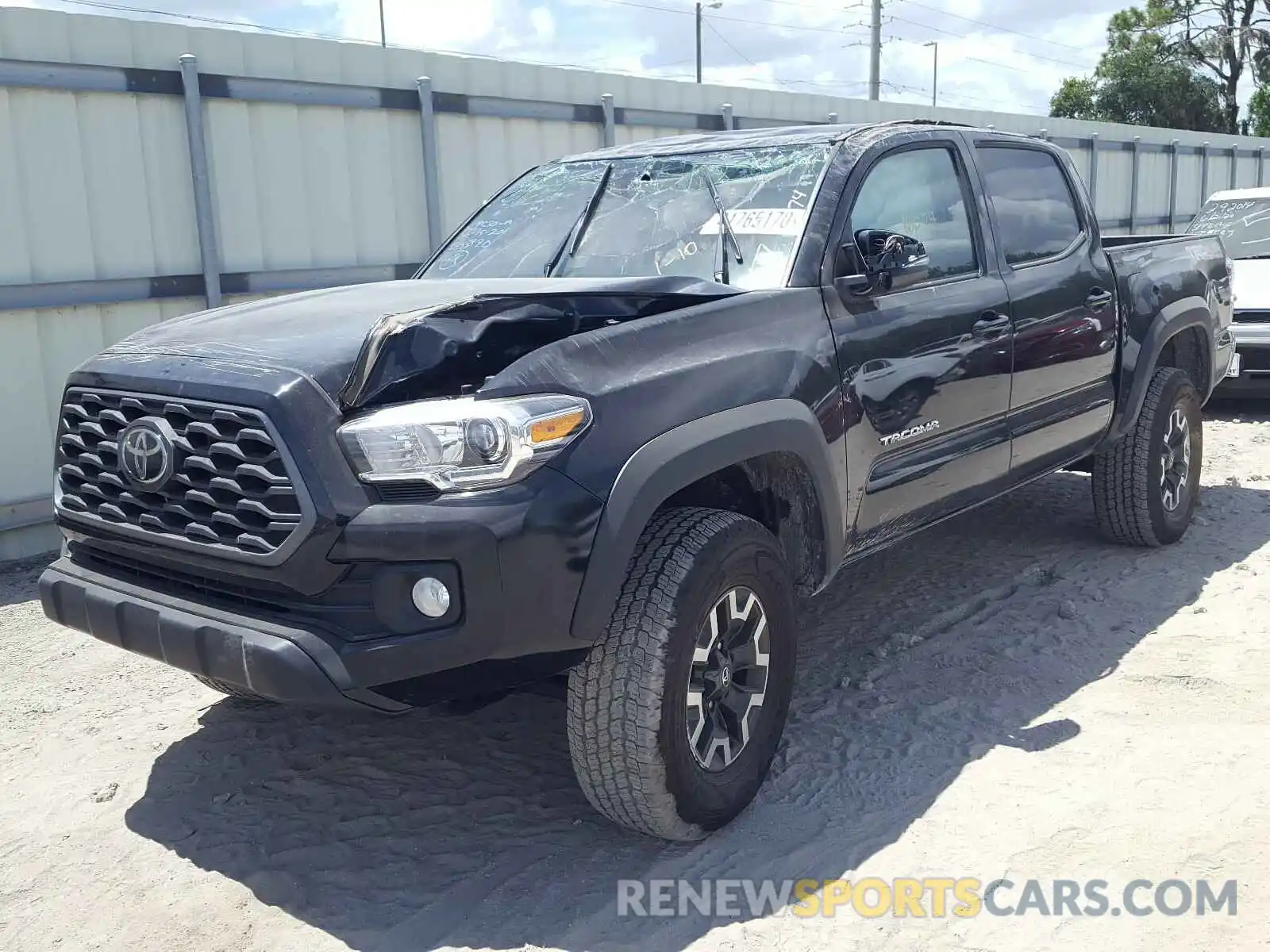 2 Photograph of a damaged car 3TMCZ5AN6LM319799 TOYOTA TACOMA 2020