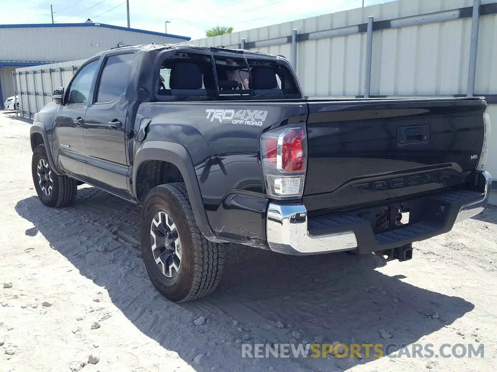 3 Photograph of a damaged car 3TMCZ5AN6LM319799 TOYOTA TACOMA 2020