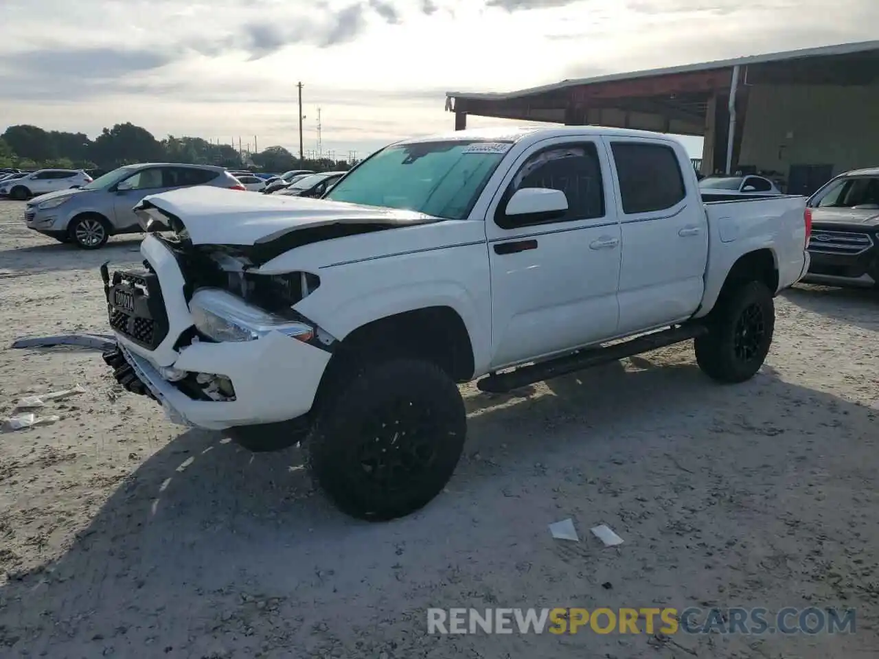 1 Photograph of a damaged car 3TMCZ5AN6LM320452 TOYOTA TACOMA 2020