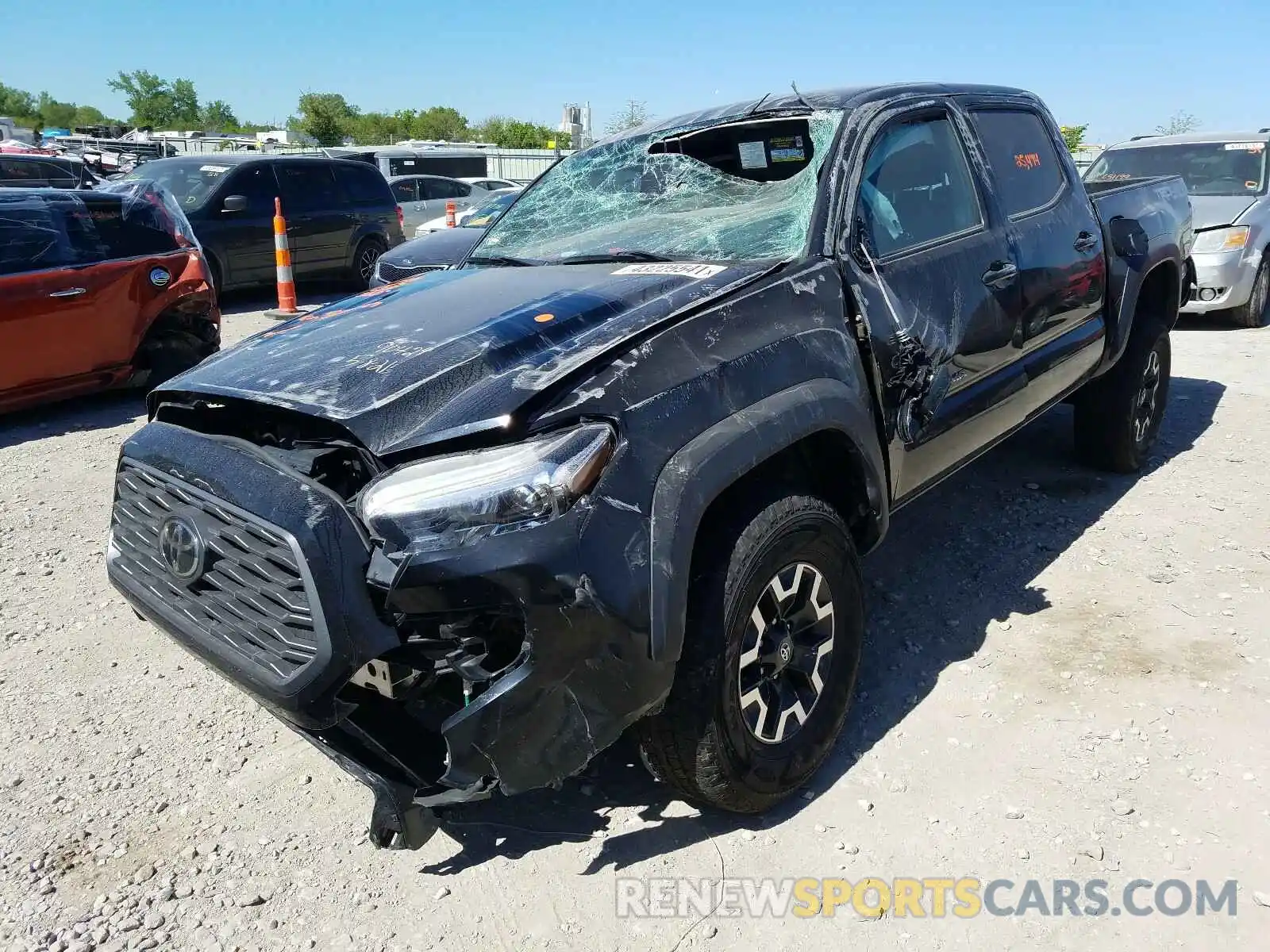 2 Photograph of a damaged car 3TMCZ5AN6LM320497 TOYOTA TACOMA 2020