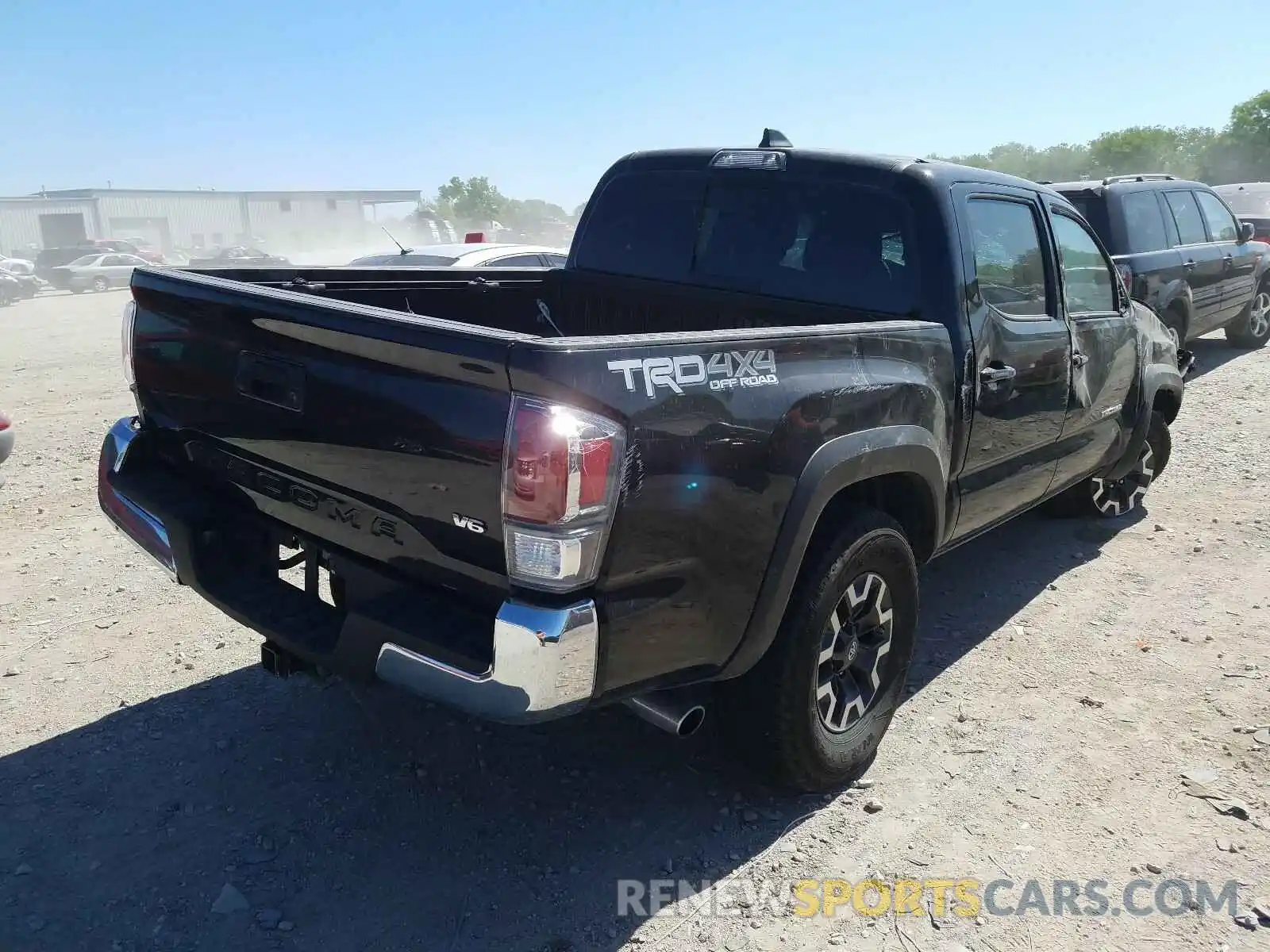 4 Photograph of a damaged car 3TMCZ5AN6LM320497 TOYOTA TACOMA 2020