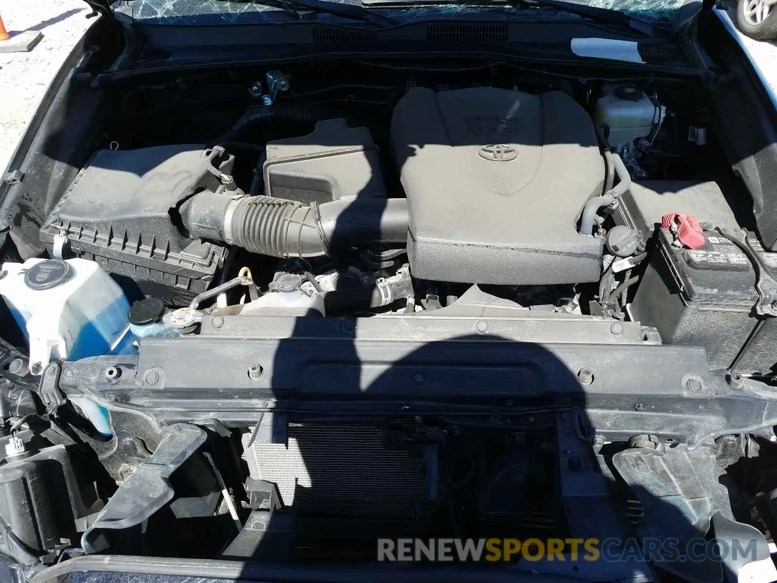 7 Photograph of a damaged car 3TMCZ5AN6LM320497 TOYOTA TACOMA 2020