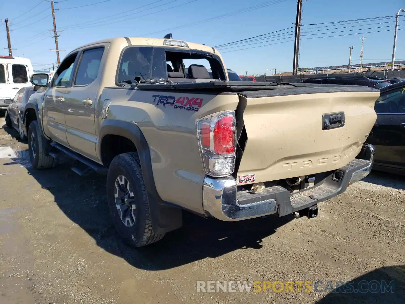 3 Photograph of a damaged car 3TMCZ5AN6LM321388 TOYOTA TACOMA 2020