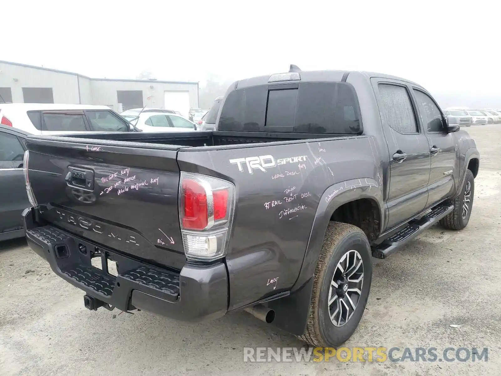 4 Photograph of a damaged car 3TMCZ5AN6LM326378 TOYOTA TACOMA 2020