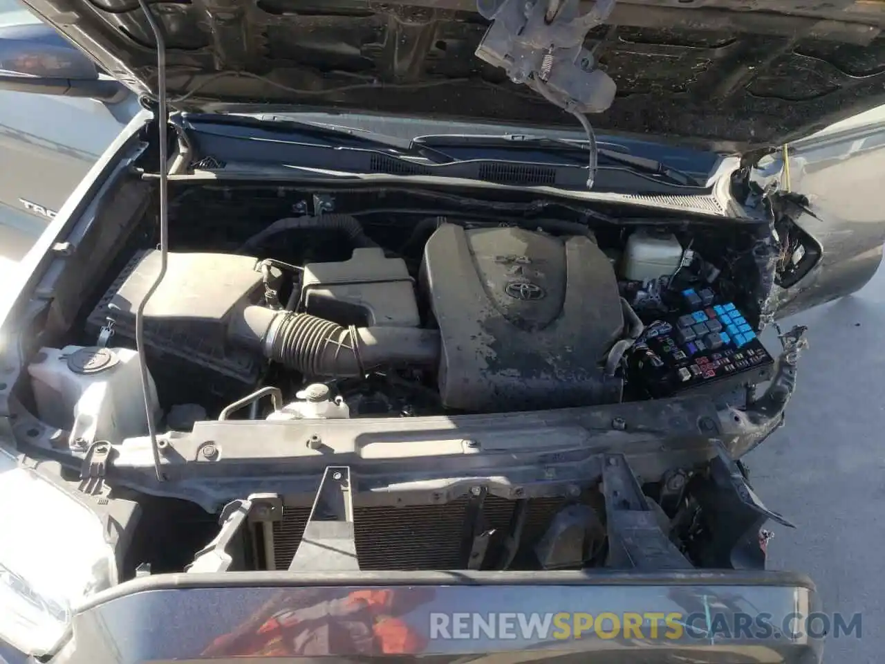 7 Photograph of a damaged car 3TMCZ5AN6LM327899 TOYOTA TACOMA 2020