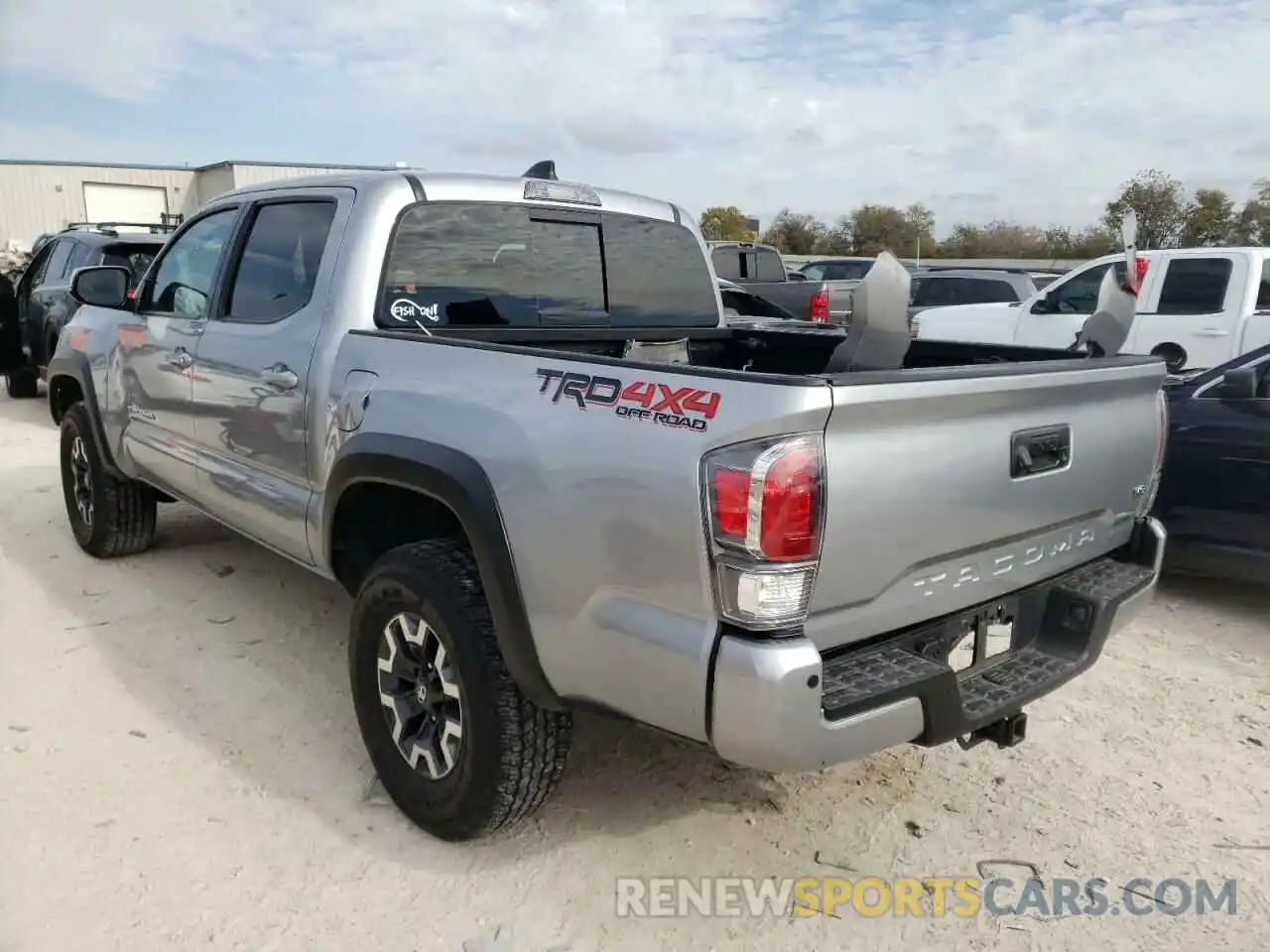 3 Photograph of a damaged car 3TMCZ5AN6LM339163 TOYOTA TACOMA 2020