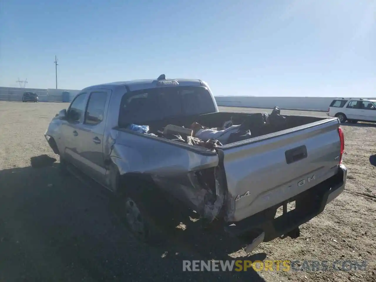 3 Photograph of a damaged car 3TMCZ5AN6LM340796 TOYOTA TACOMA 2020