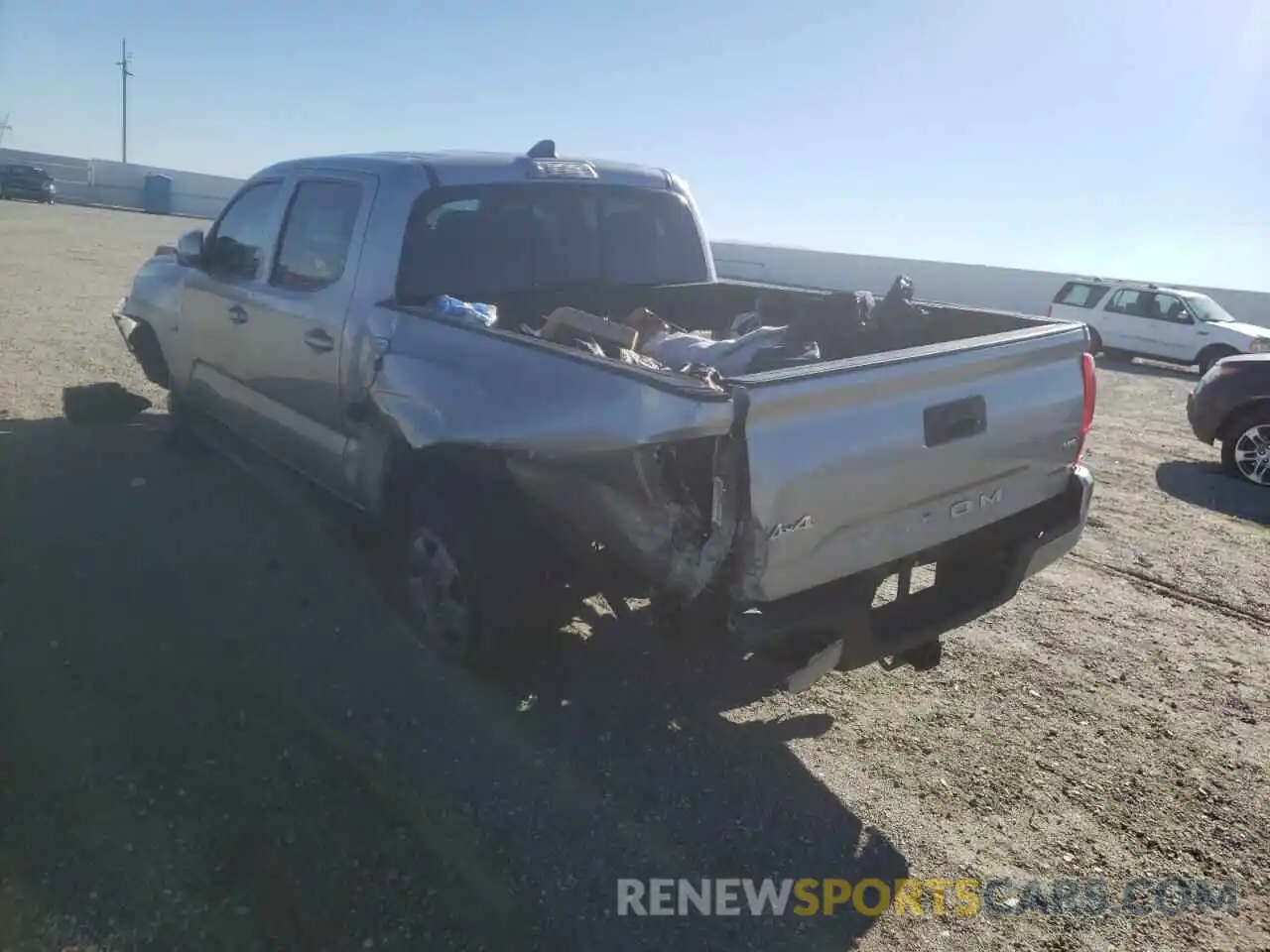 9 Photograph of a damaged car 3TMCZ5AN6LM340796 TOYOTA TACOMA 2020