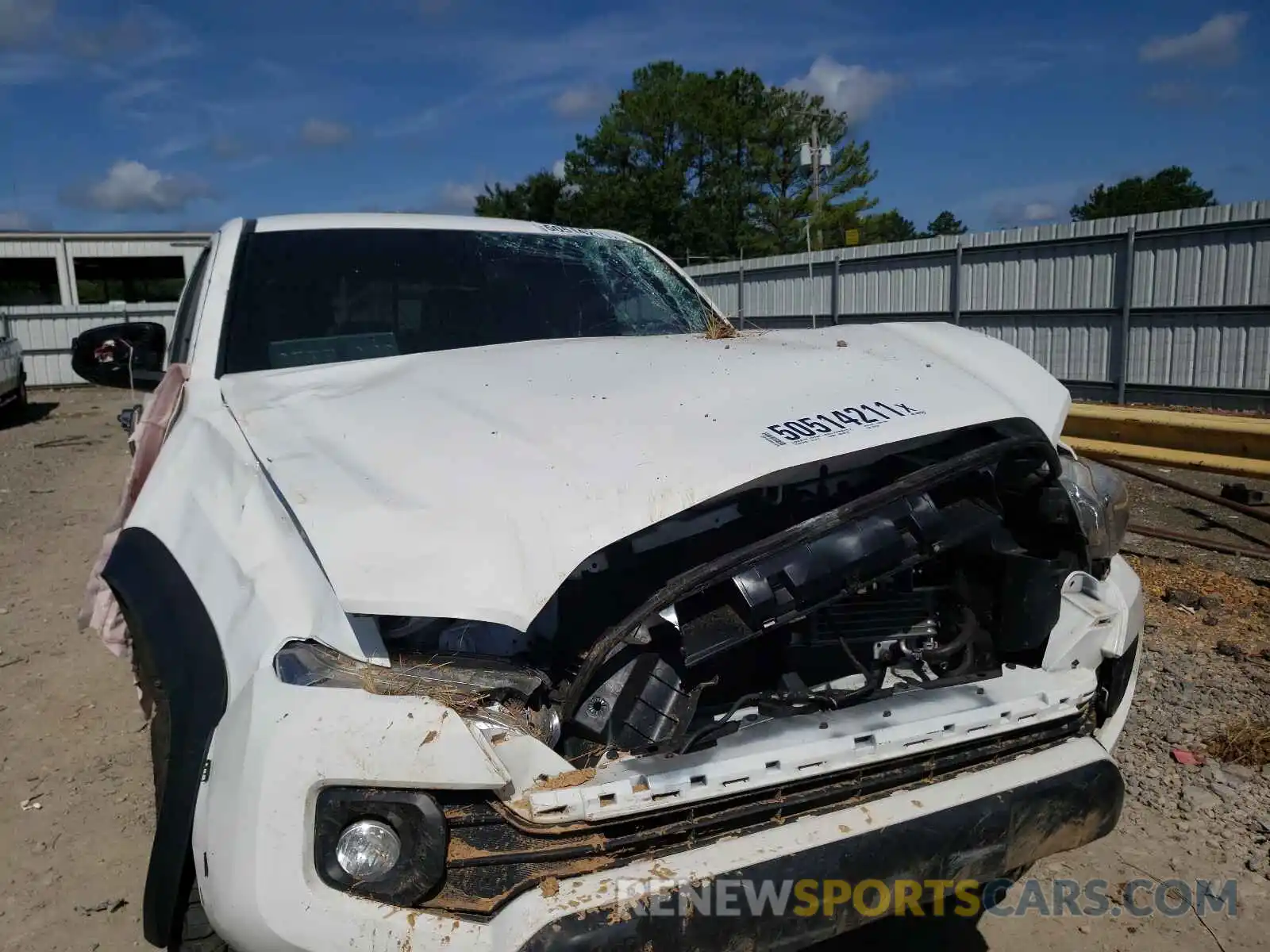 9 Photograph of a damaged car 3TMCZ5AN6LM343522 TOYOTA TACOMA 2020