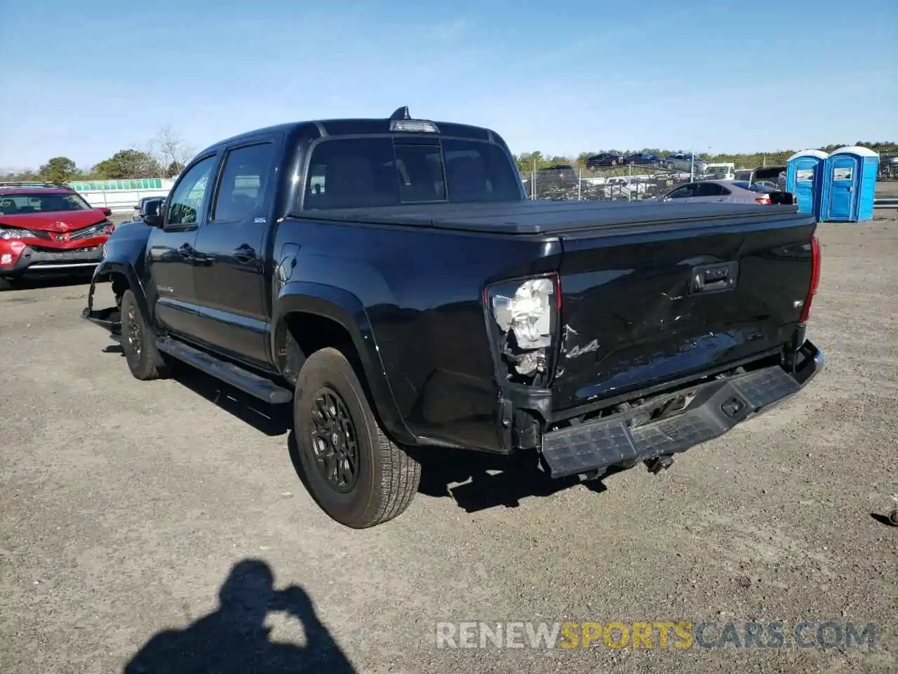 3 Photograph of a damaged car 3TMCZ5AN6LM344038 TOYOTA TACOMA 2020