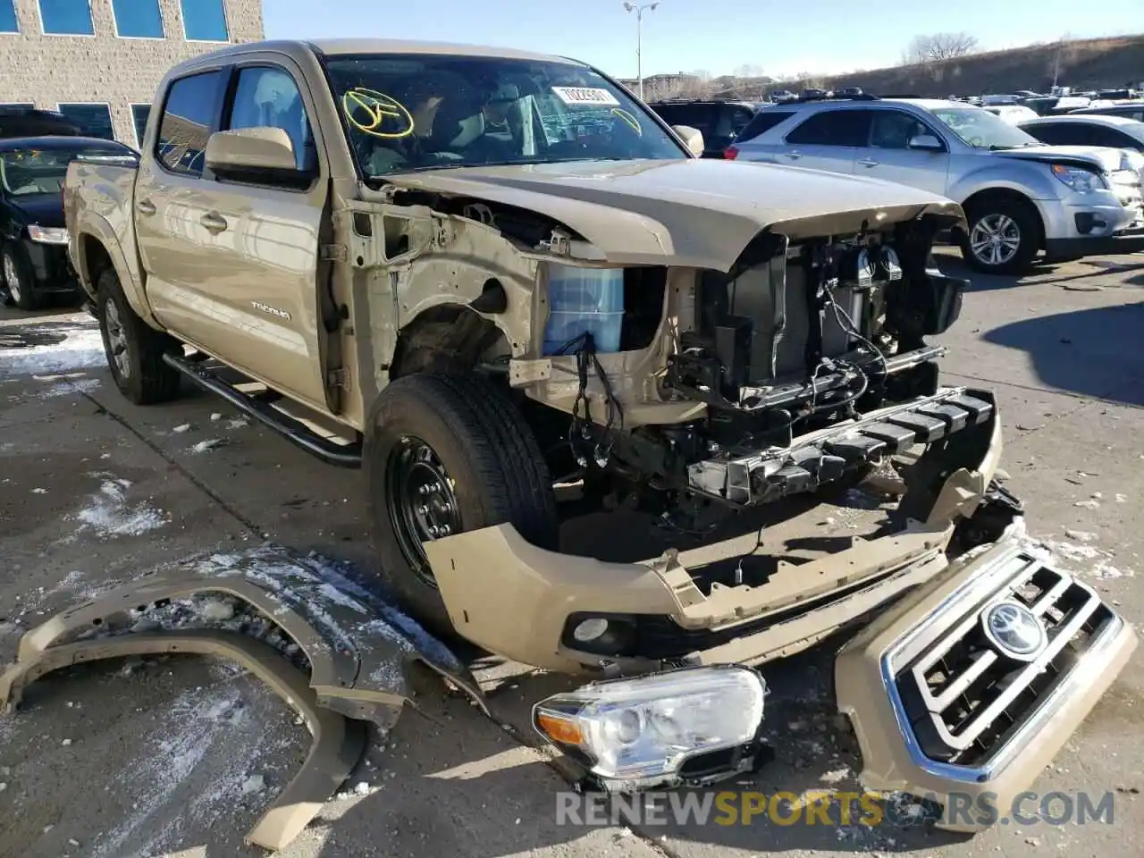 1 Photograph of a damaged car 3TMCZ5AN6LM345772 TOYOTA TACOMA 2020