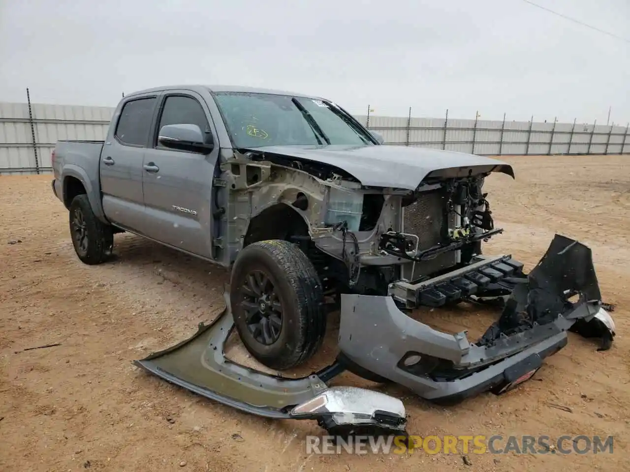 1 Photograph of a damaged car 3TMCZ5AN6LM348381 TOYOTA TACOMA 2020