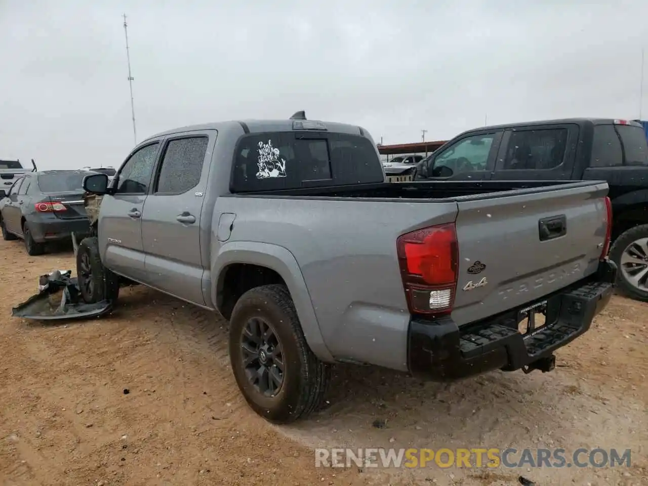 3 Photograph of a damaged car 3TMCZ5AN6LM348381 TOYOTA TACOMA 2020