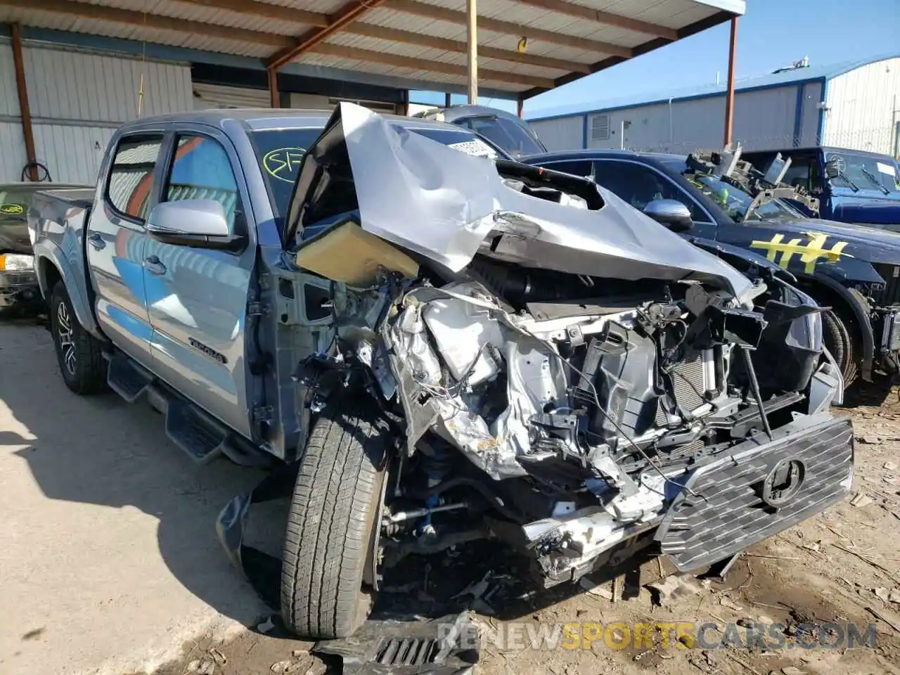 1 Photograph of a damaged car 3TMCZ5AN6LM351250 TOYOTA TACOMA 2020