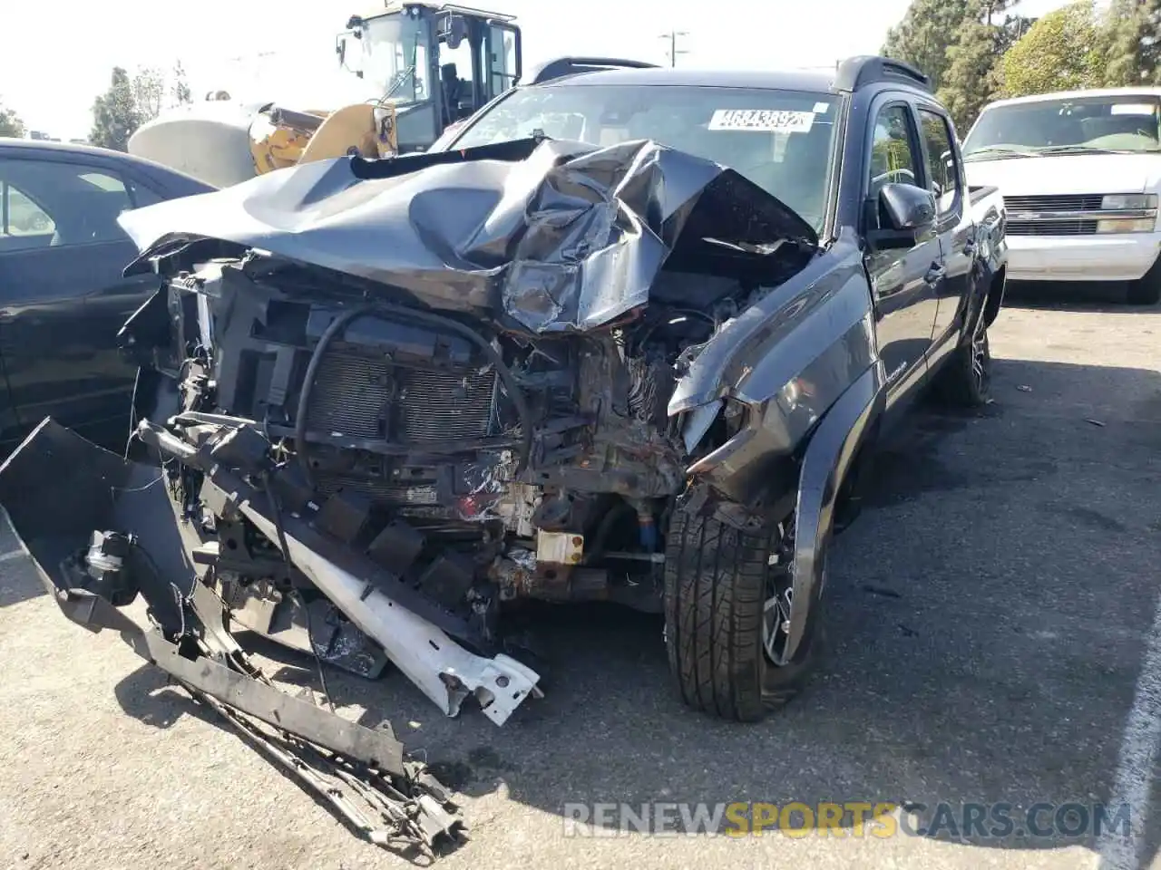 2 Photograph of a damaged car 3TMCZ5AN6LM351569 TOYOTA TACOMA 2020