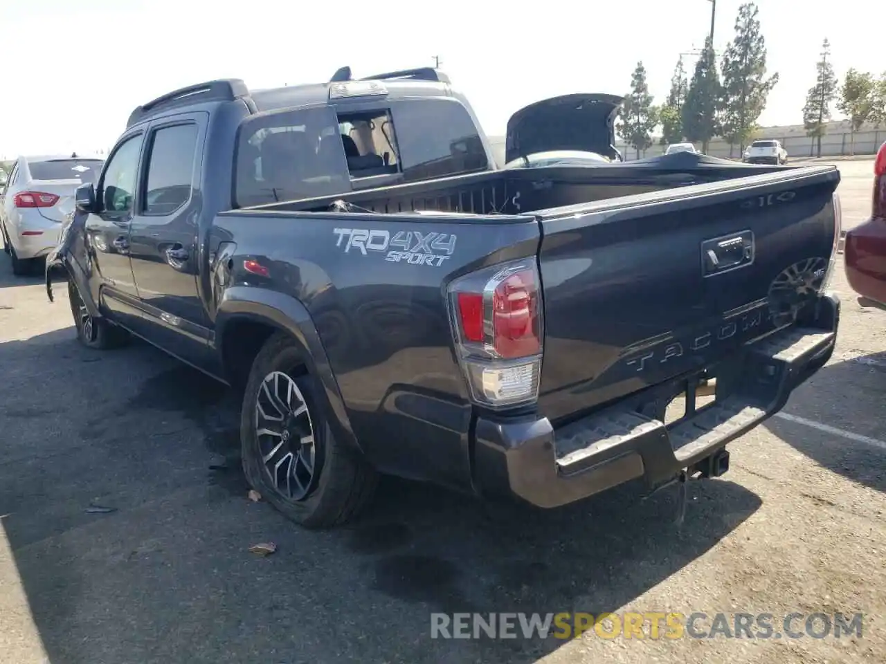 3 Photograph of a damaged car 3TMCZ5AN6LM351569 TOYOTA TACOMA 2020