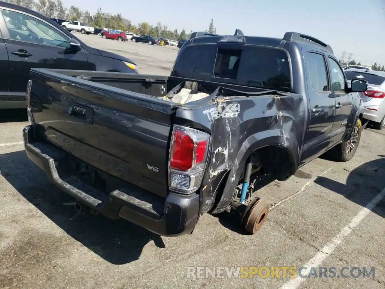 4 Photograph of a damaged car 3TMCZ5AN6LM351569 TOYOTA TACOMA 2020