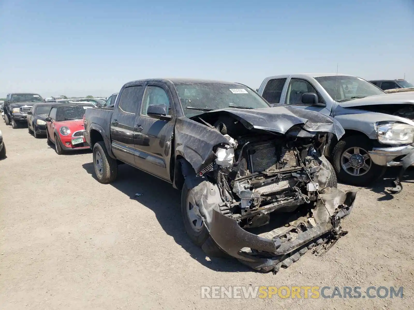 1 Photograph of a damaged car 3TMCZ5AN6LM352415 TOYOTA TACOMA 2020