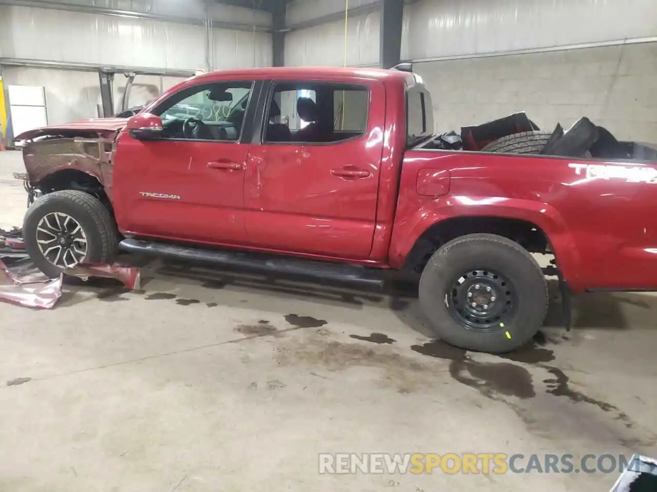 9 Photograph of a damaged car 3TMCZ5AN6LM356254 TOYOTA TACOMA 2020