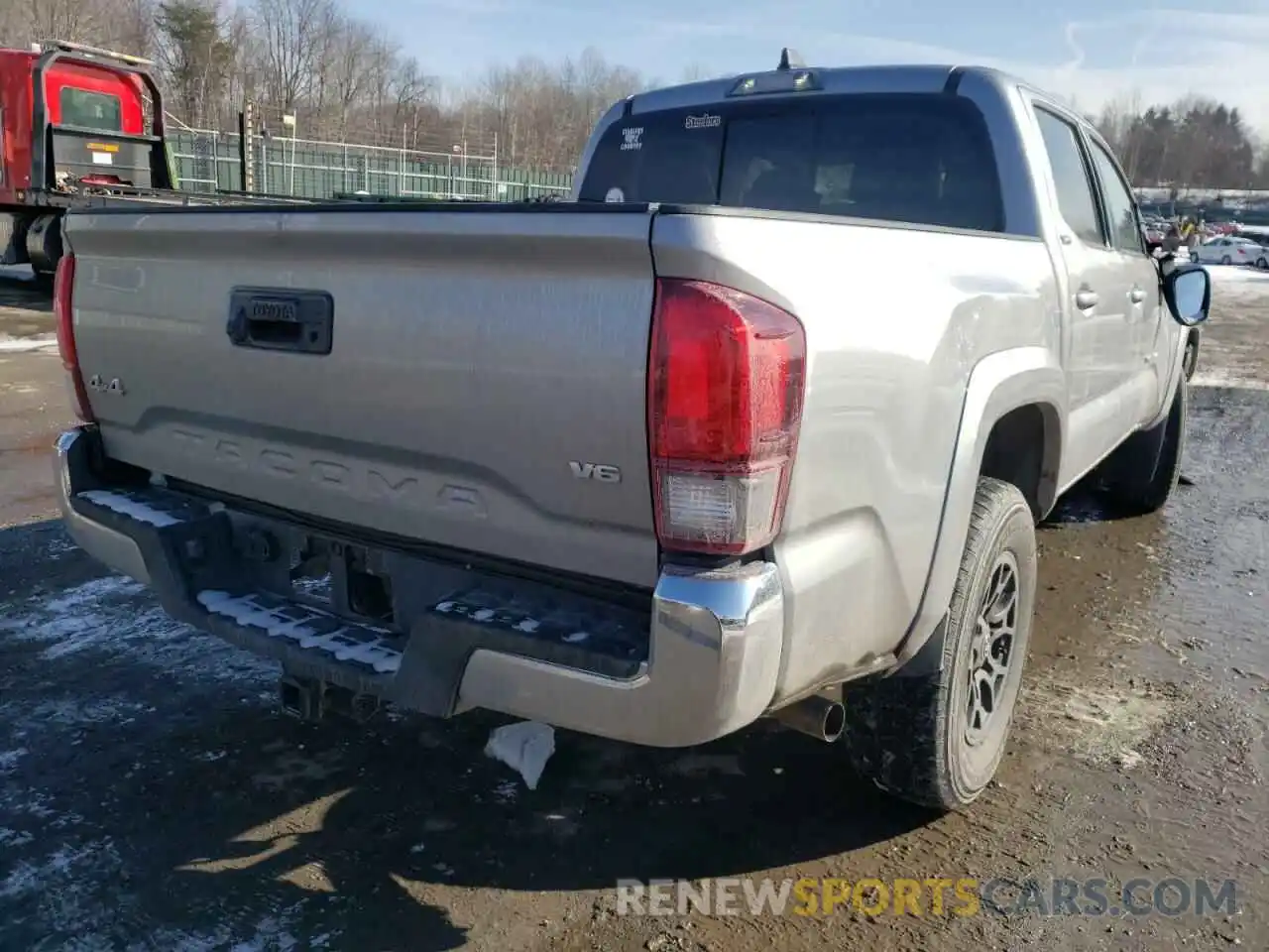 4 Photograph of a damaged car 3TMCZ5AN6LM357498 TOYOTA TACOMA 2020