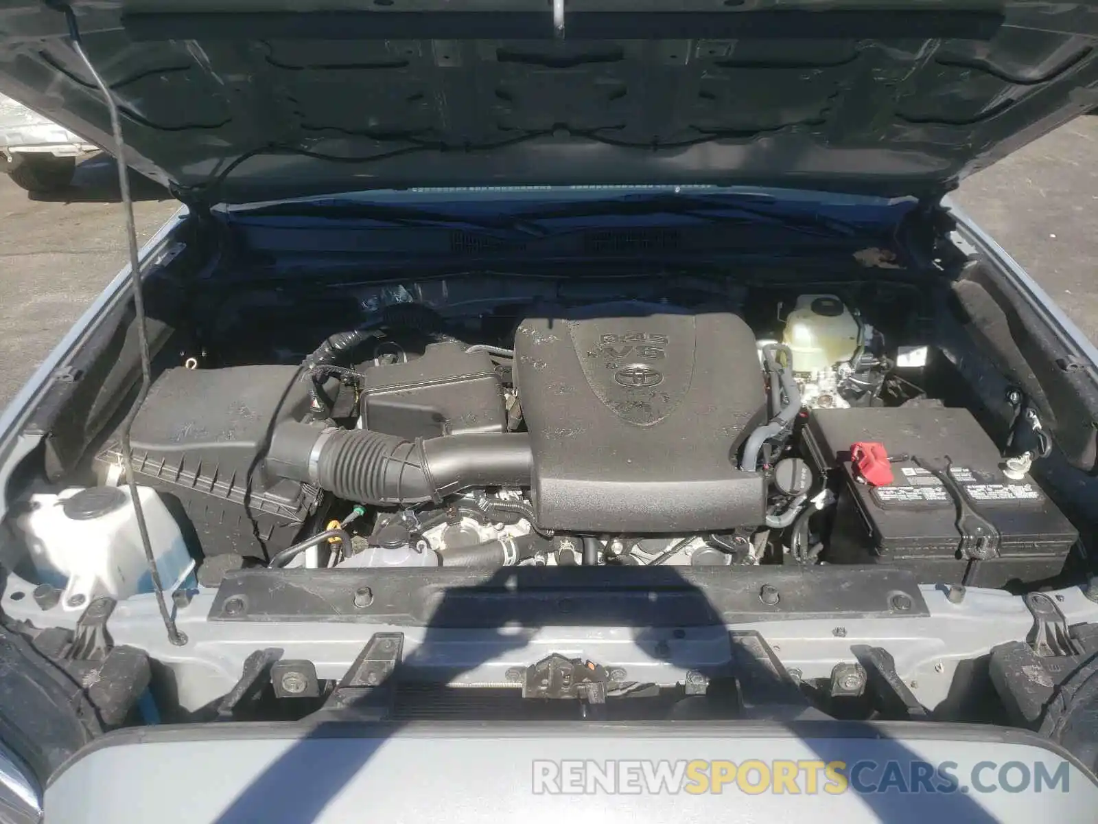 7 Photograph of a damaged car 3TMCZ5AN6LM360174 TOYOTA TACOMA 2020