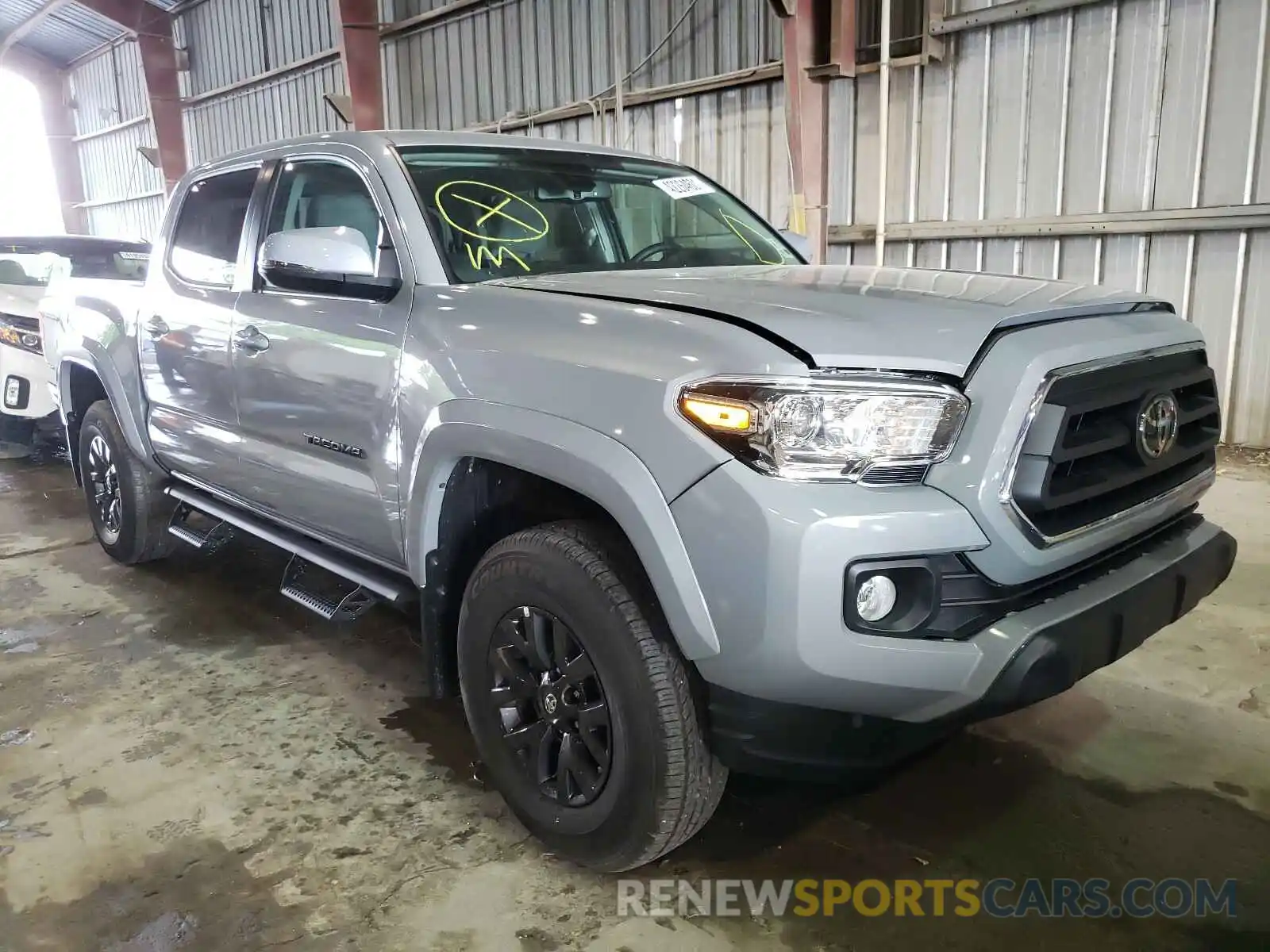 1 Photograph of a damaged car 3TMCZ5AN6LM360191 TOYOTA TACOMA 2020