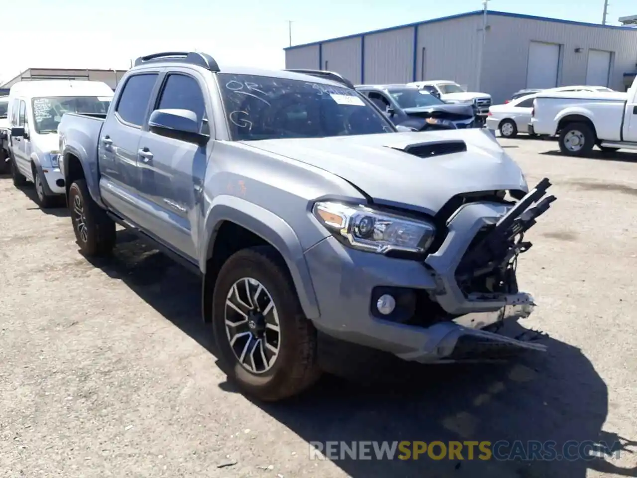 1 Photograph of a damaged car 3TMCZ5AN6LM363561 TOYOTA TACOMA 2020