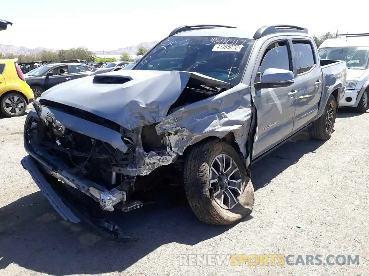 2 Photograph of a damaged car 3TMCZ5AN6LM363561 TOYOTA TACOMA 2020