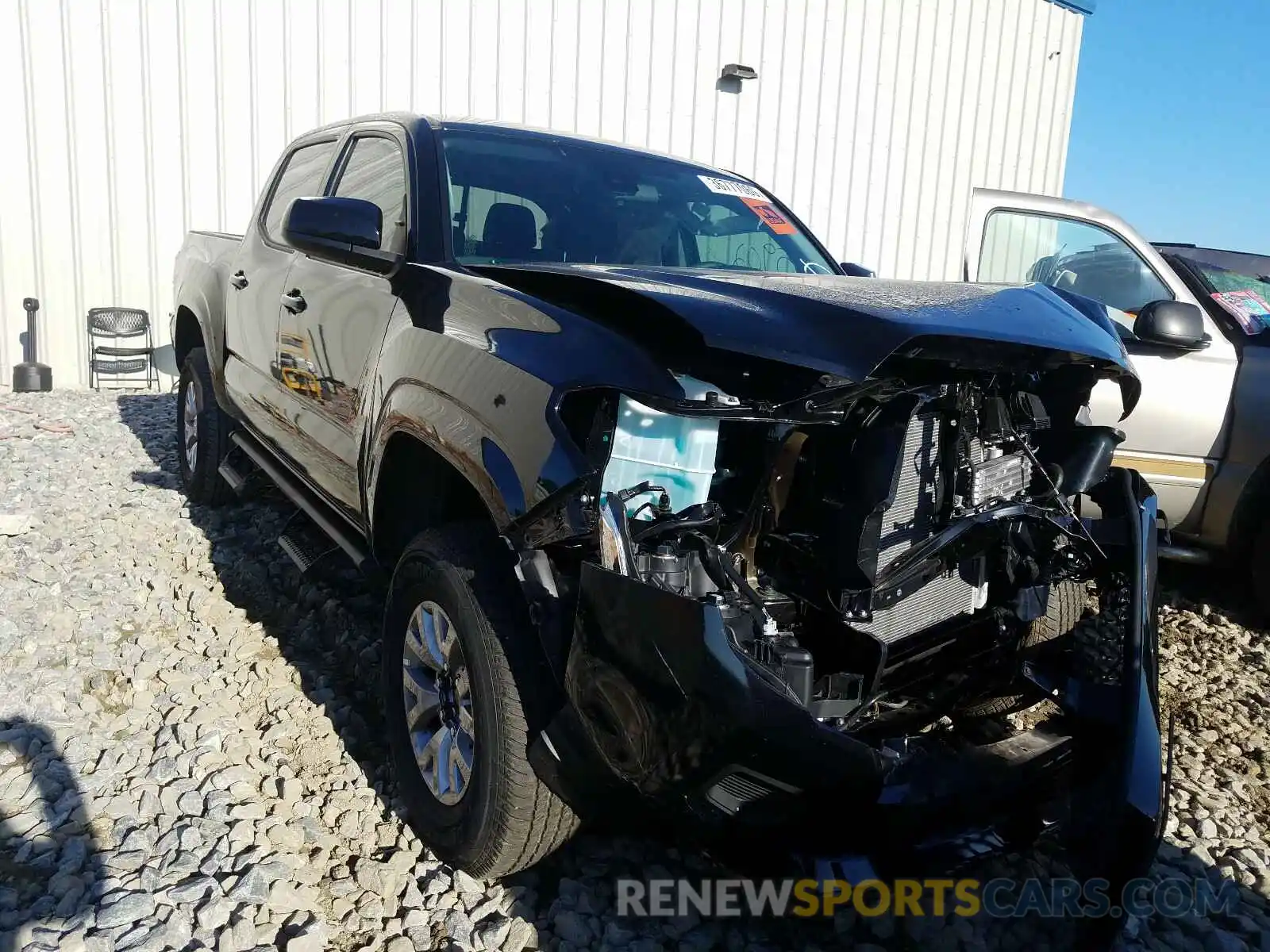 1 Photograph of a damaged car 3TMCZ5AN7LM288773 TOYOTA TACOMA 2020