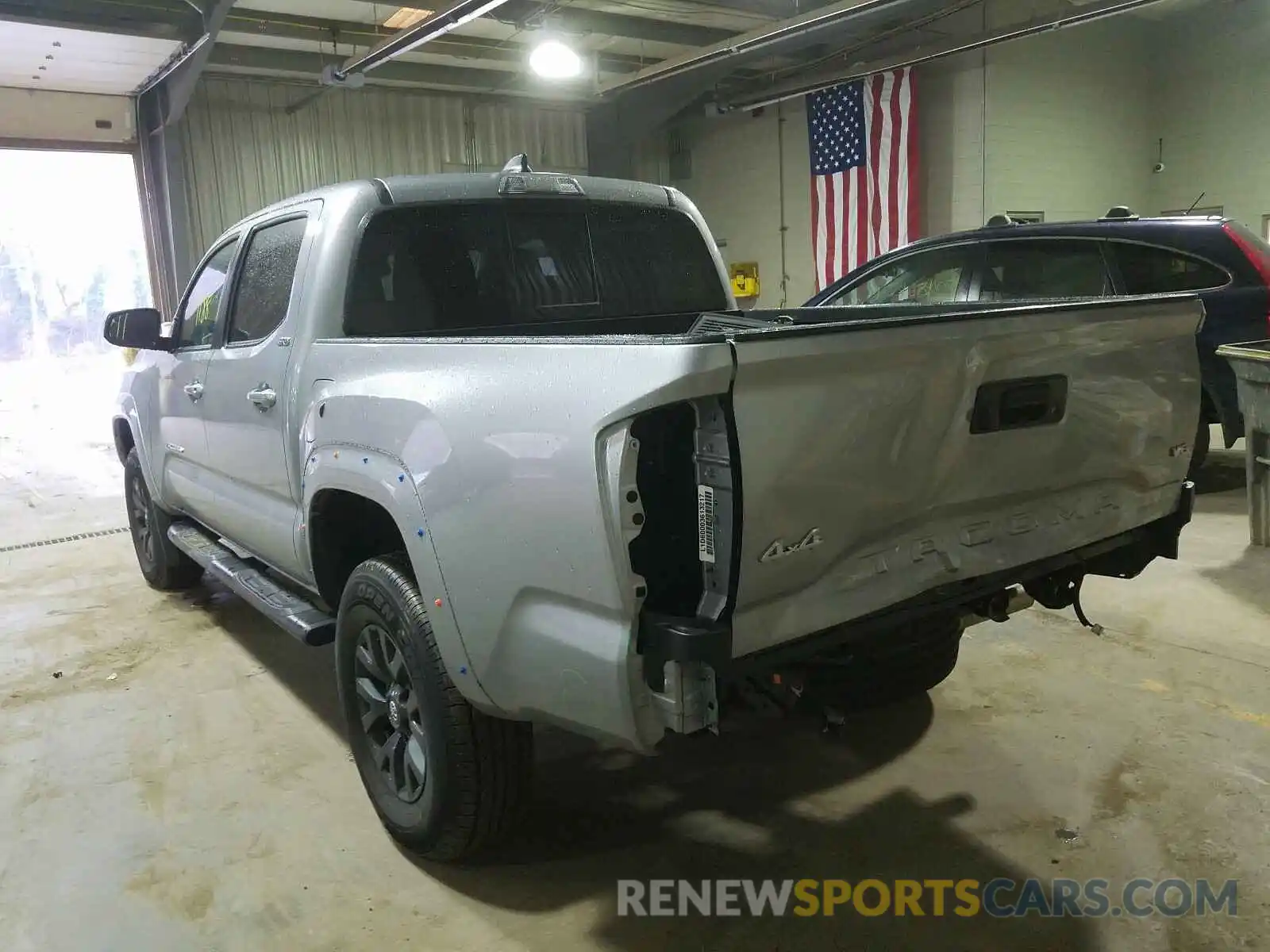 3 Photograph of a damaged car 3TMCZ5AN7LM290376 TOYOTA TACOMA 2020