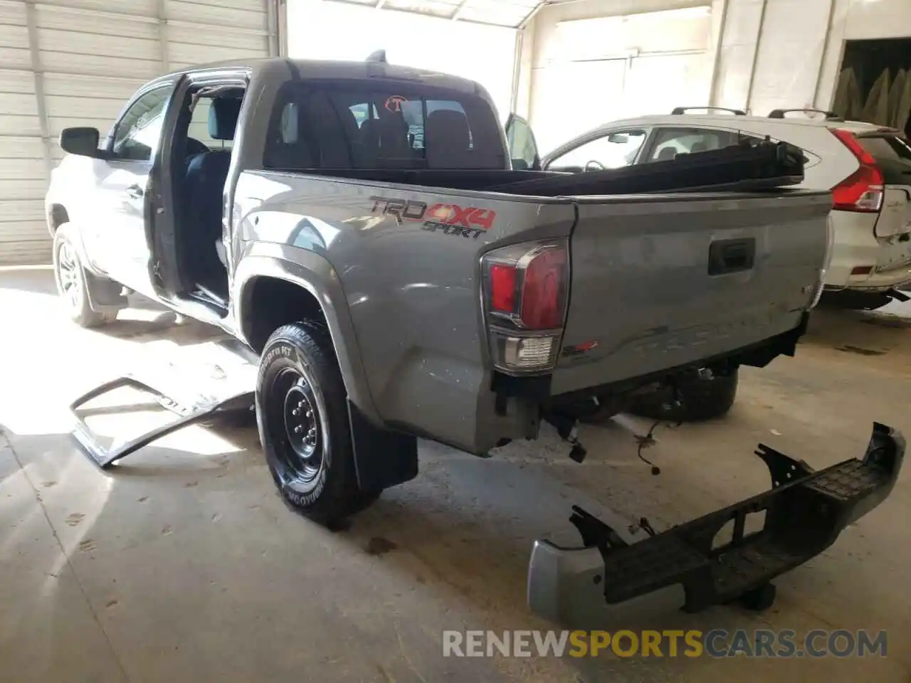 3 Photograph of a damaged car 3TMCZ5AN7LM290412 TOYOTA TACOMA 2020