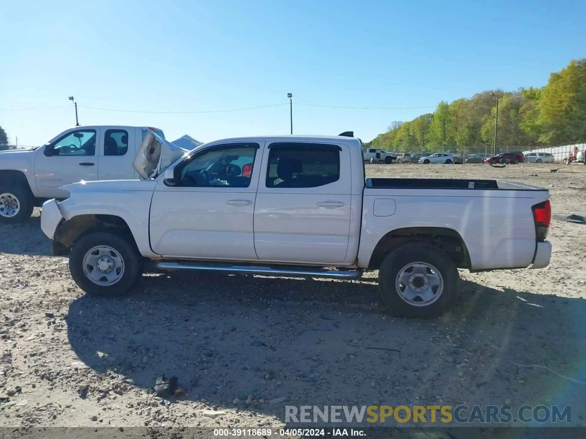 13 Фотография поврежденного автомобиля 3TMCZ5AN7LM290443 TOYOTA TACOMA 2020