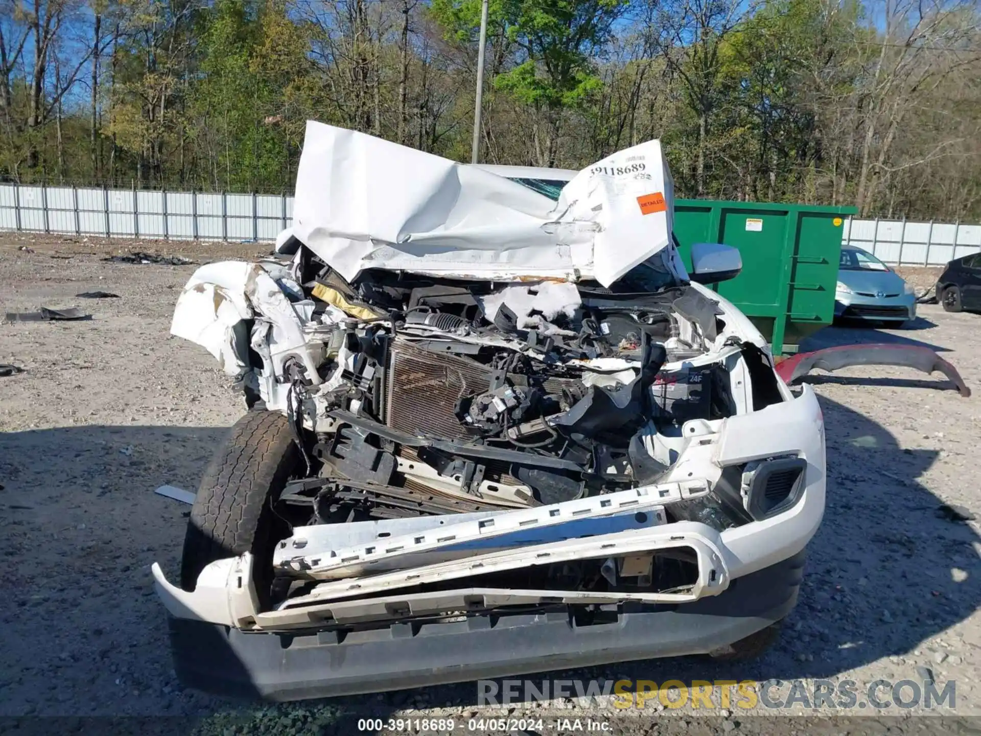 6 Photograph of a damaged car 3TMCZ5AN7LM290443 TOYOTA TACOMA 2020