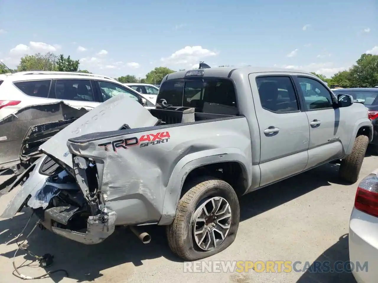 4 Photograph of a damaged car 3TMCZ5AN7LM295321 TOYOTA TACOMA 2020