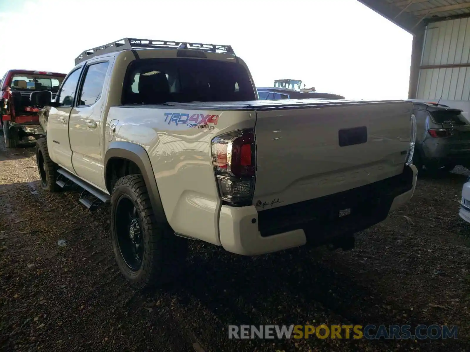 3 Photograph of a damaged car 3TMCZ5AN7LM295531 TOYOTA TACOMA 2020