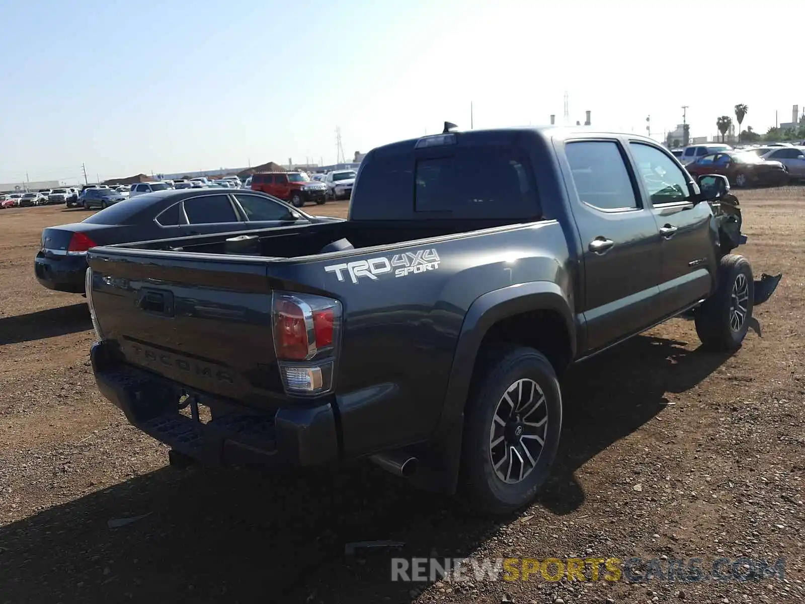 4 Photograph of a damaged car 3TMCZ5AN7LM301666 TOYOTA TACOMA 2020