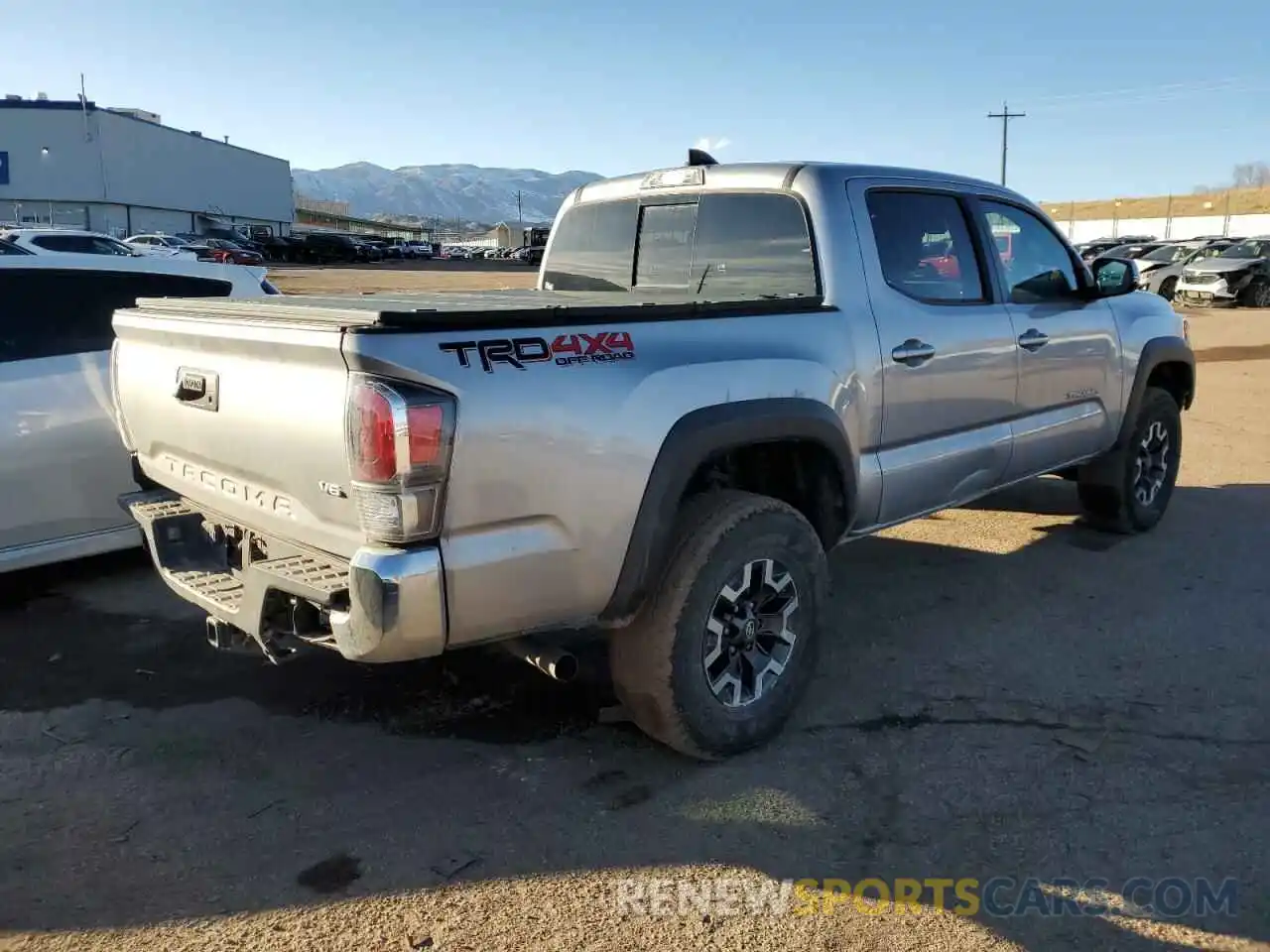 3 Photograph of a damaged car 3TMCZ5AN7LM302784 TOYOTA TACOMA 2020