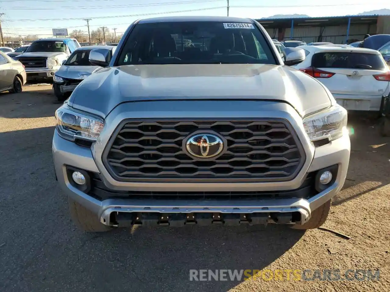 5 Photograph of a damaged car 3TMCZ5AN7LM302784 TOYOTA TACOMA 2020