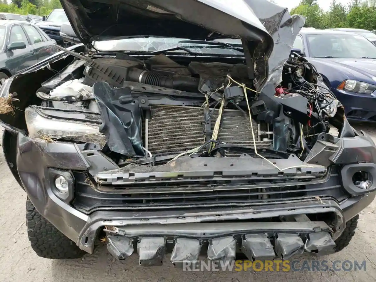 7 Photograph of a damaged car 3TMCZ5AN7LM303224 TOYOTA TACOMA 2020