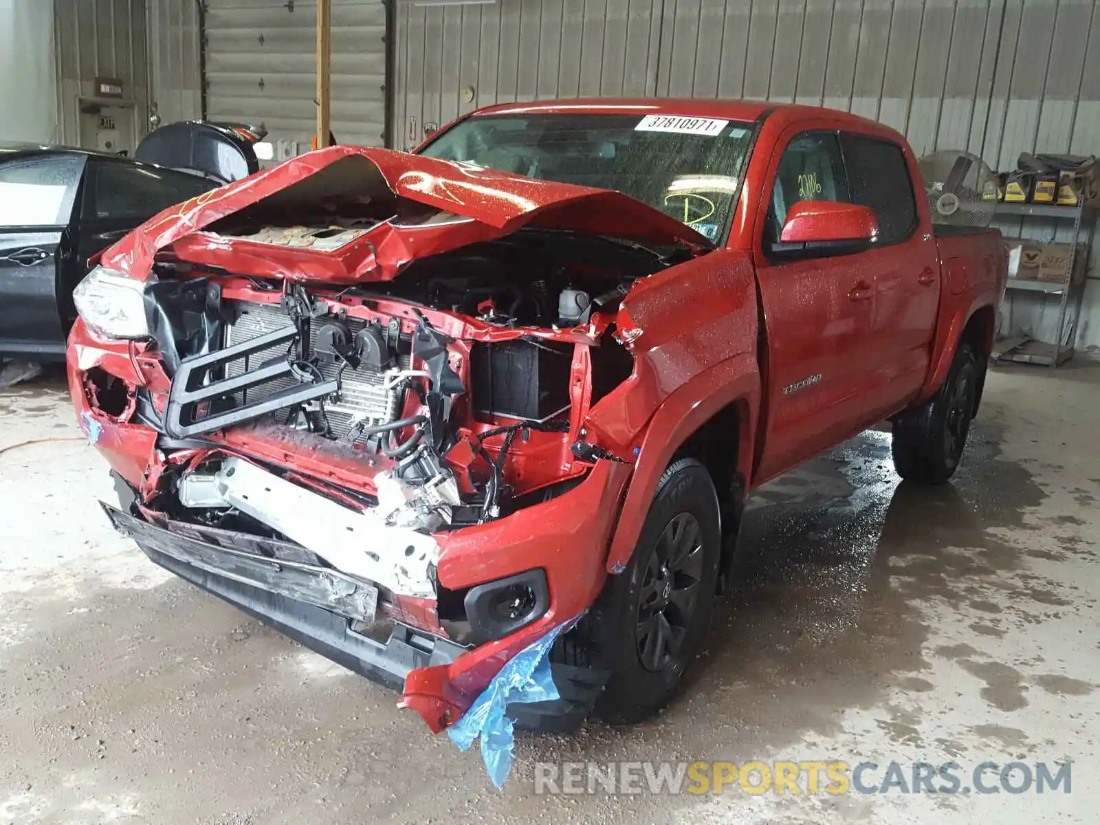 2 Photograph of a damaged car 3TMCZ5AN7LM305362 TOYOTA TACOMA 2020