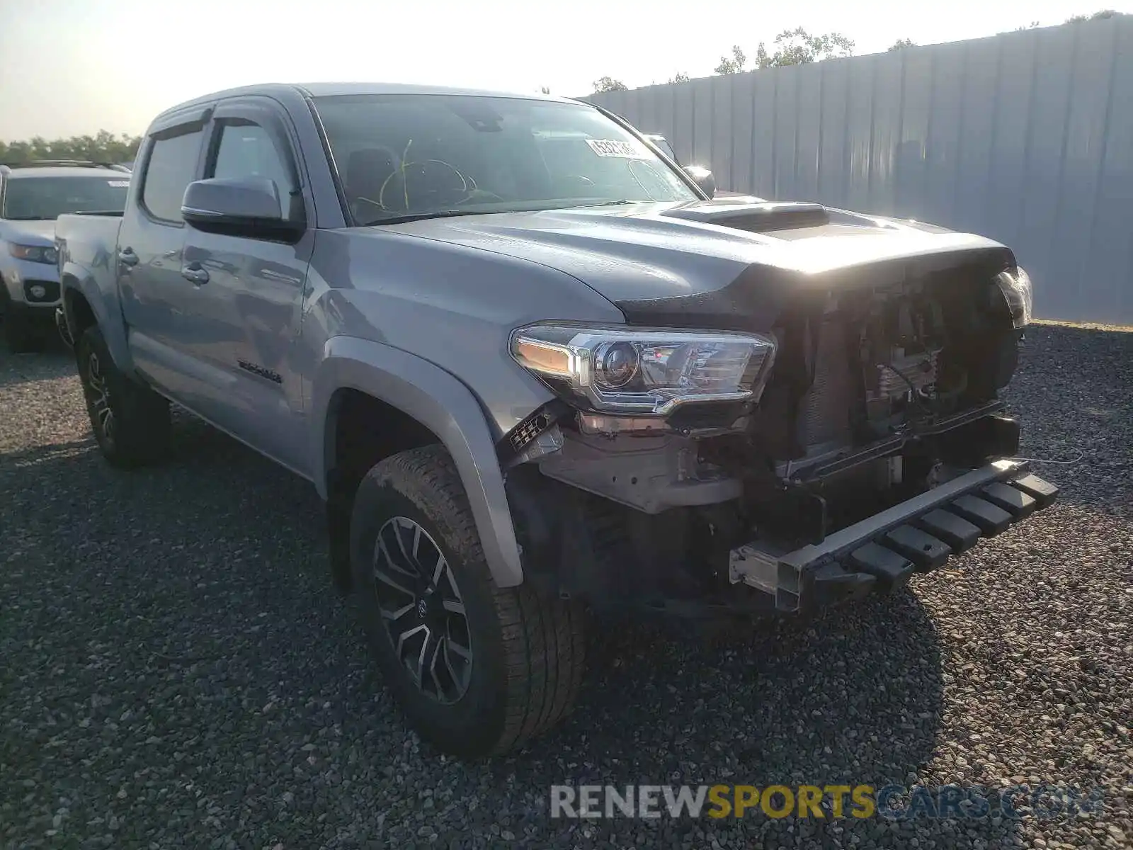 1 Photograph of a damaged car 3TMCZ5AN7LM305409 TOYOTA TACOMA 2020