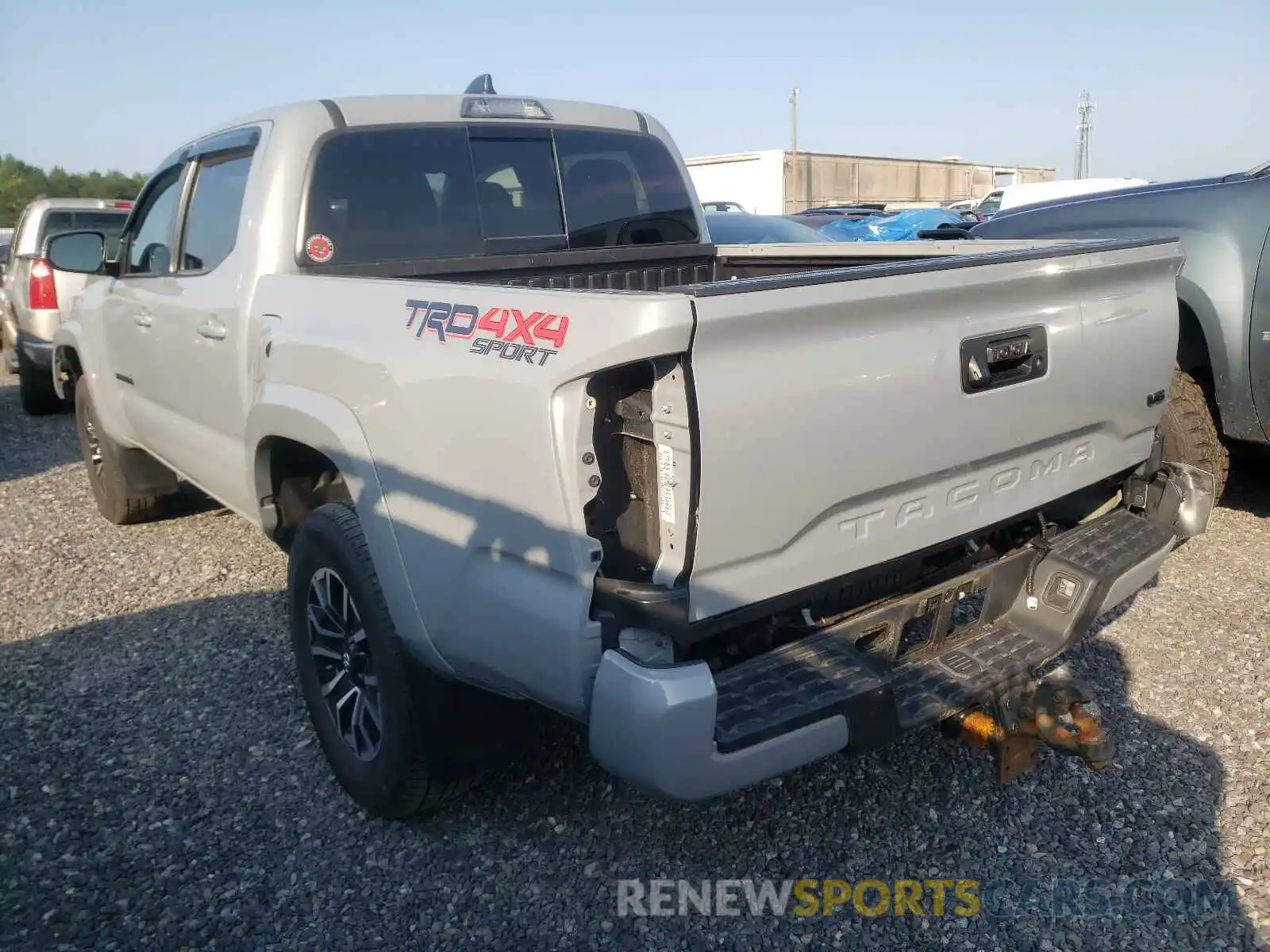 3 Photograph of a damaged car 3TMCZ5AN7LM305409 TOYOTA TACOMA 2020