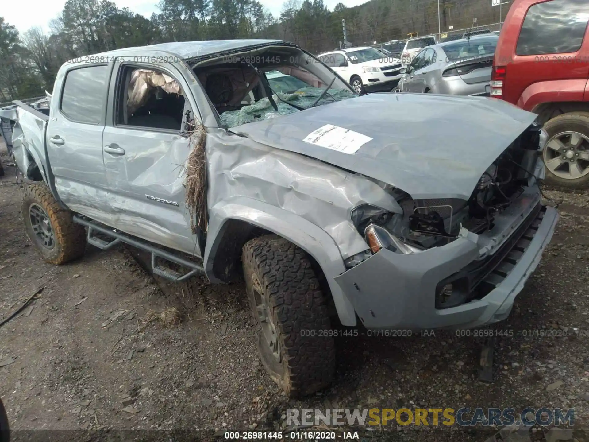 1 Photograph of a damaged car 3TMCZ5AN7LM305877 TOYOTA TACOMA 2020