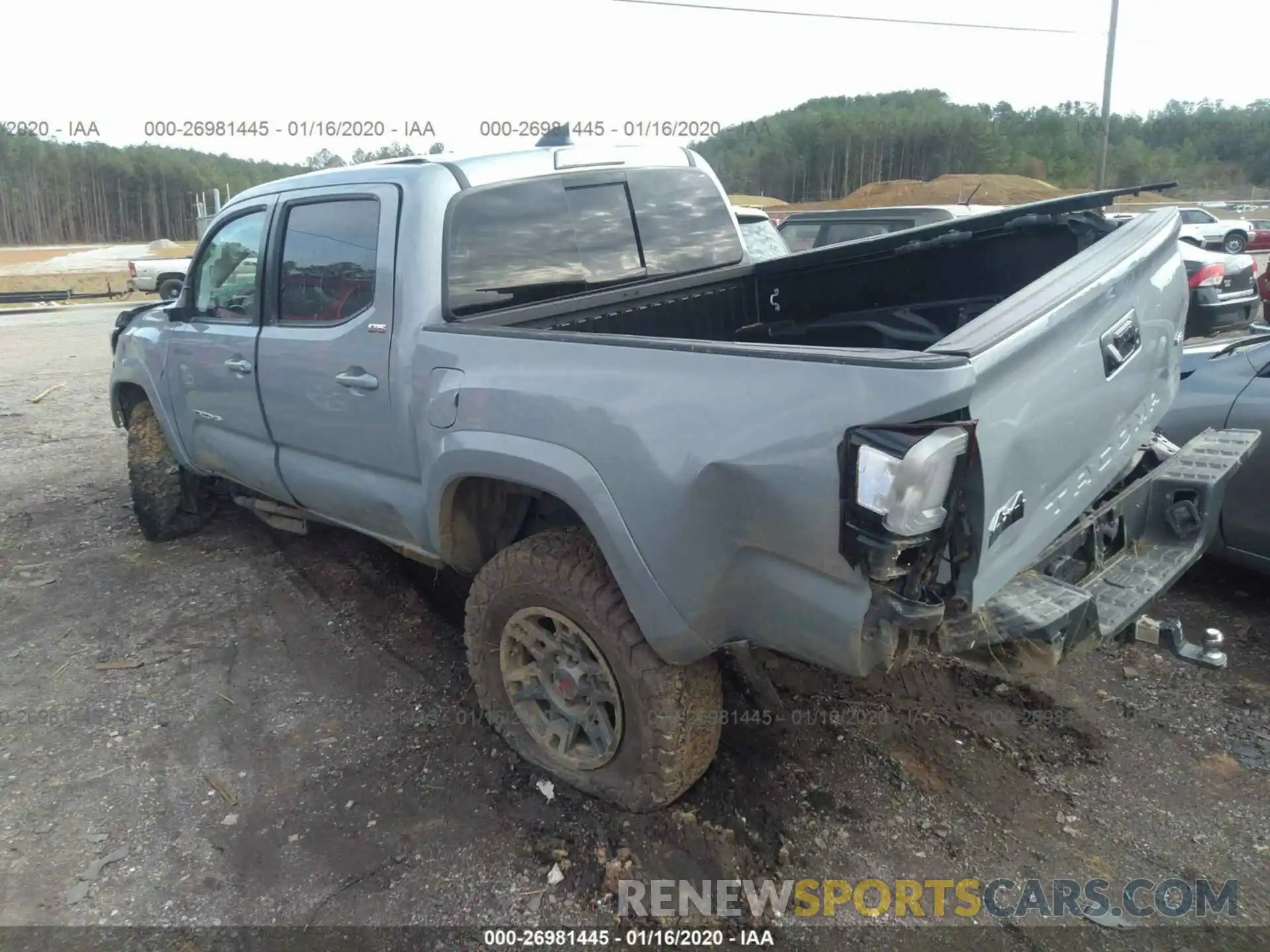 3 Фотография поврежденного автомобиля 3TMCZ5AN7LM305877 TOYOTA TACOMA 2020