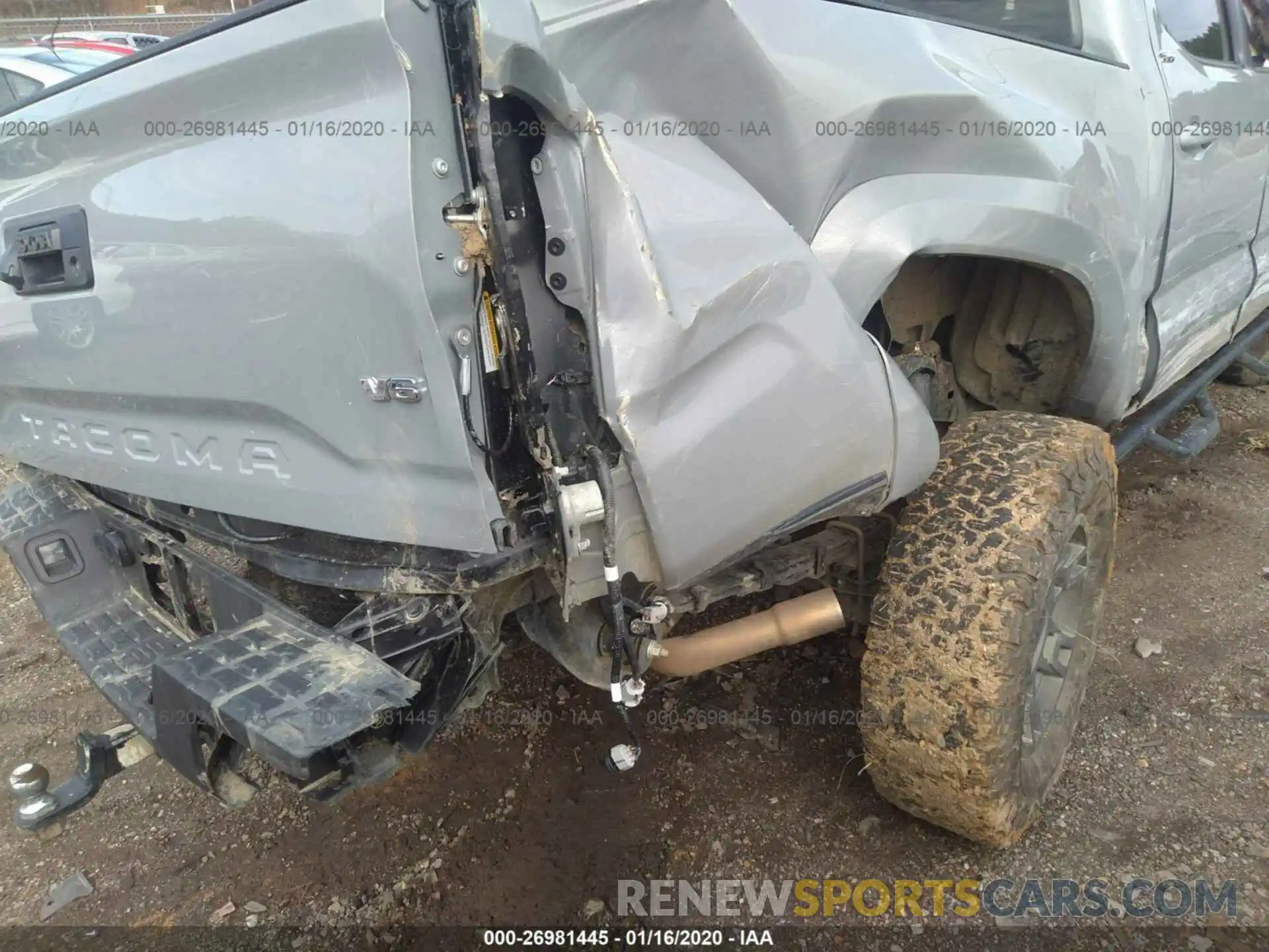 4 Photograph of a damaged car 3TMCZ5AN7LM305877 TOYOTA TACOMA 2020