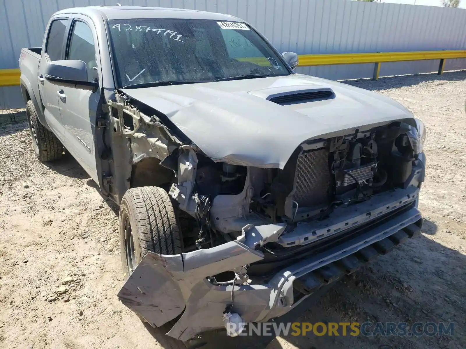 9 Photograph of a damaged car 3TMCZ5AN7LM306298 TOYOTA TACOMA 2020