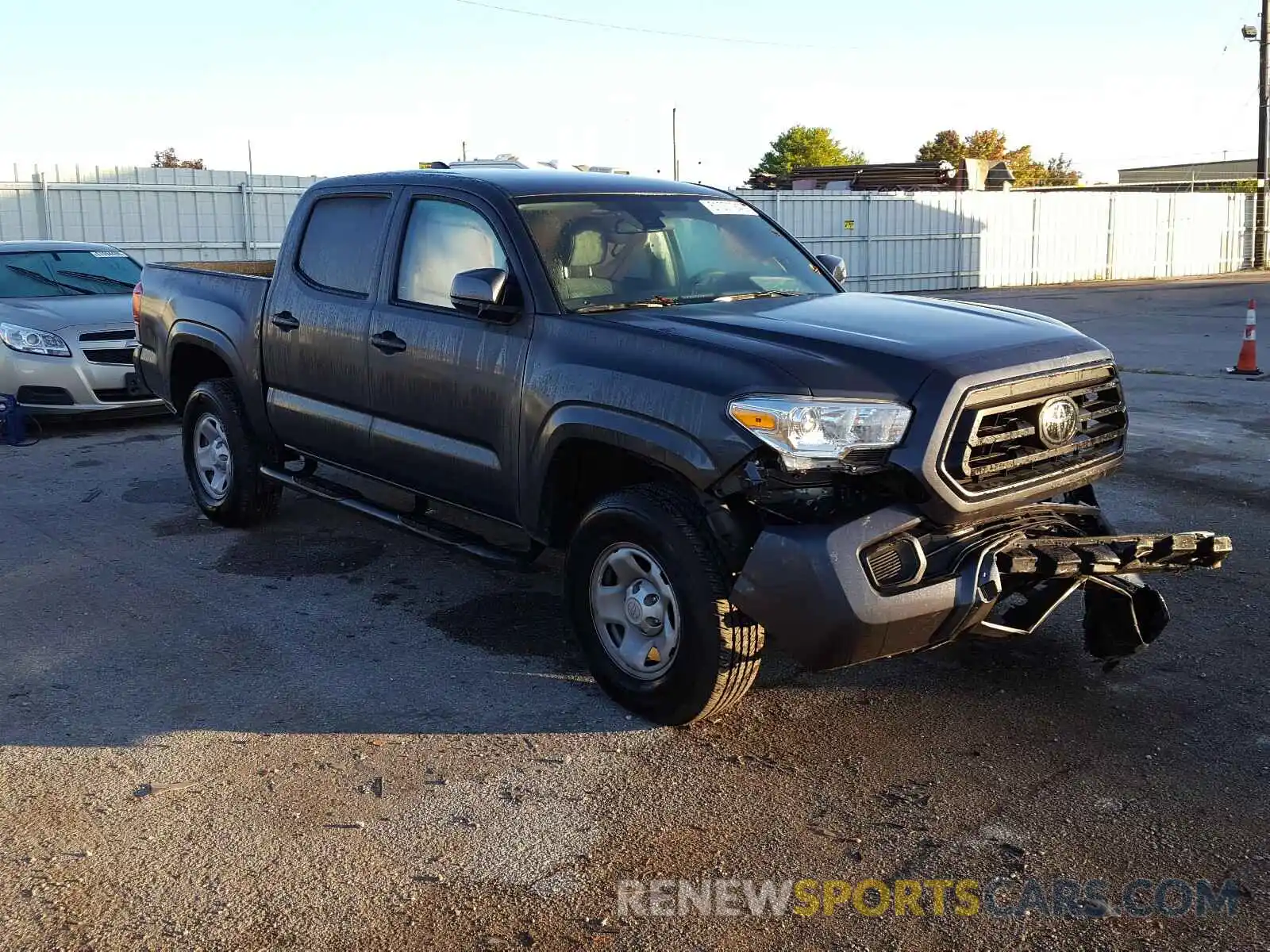 1 Photograph of a damaged car 3TMCZ5AN7LM306575 TOYOTA TACOMA 2020