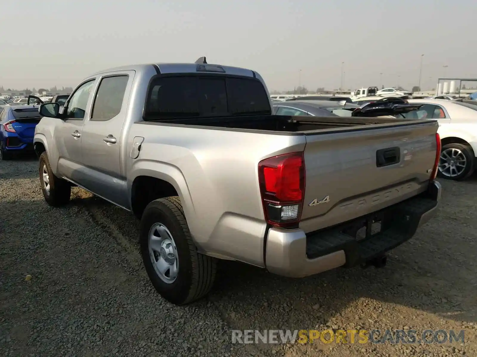 3 Photograph of a damaged car 3TMCZ5AN7LM315518 TOYOTA TACOMA 2020